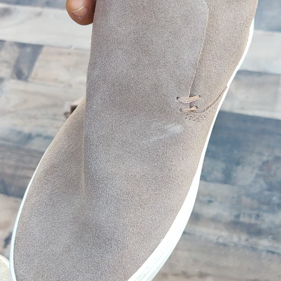 DV By Dolce Vida Roselyn Suede High Top Sneakers Chukka style pull on sz 8 women - Picture 12 of 15